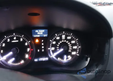 2011 Lexus Es 350 z USA, uszkodzony, nr VIN JTHBK1EGXB2437847